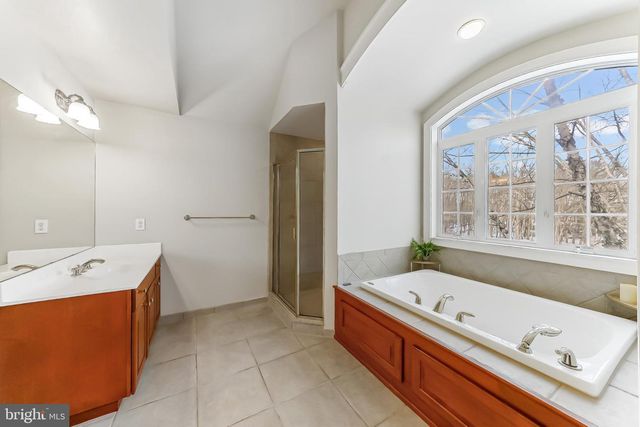 629 S WARREN AVE, Malvern, PA 19355