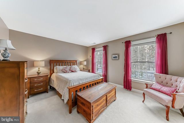 629 S WARREN AVE, Malvern, PA 19355