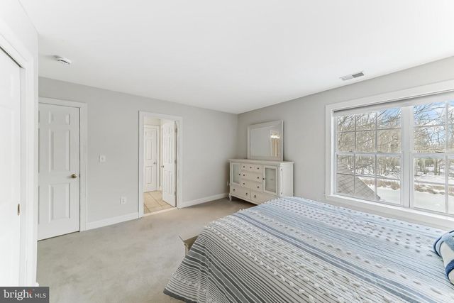 629 S WARREN AVE, Malvern, PA 19355