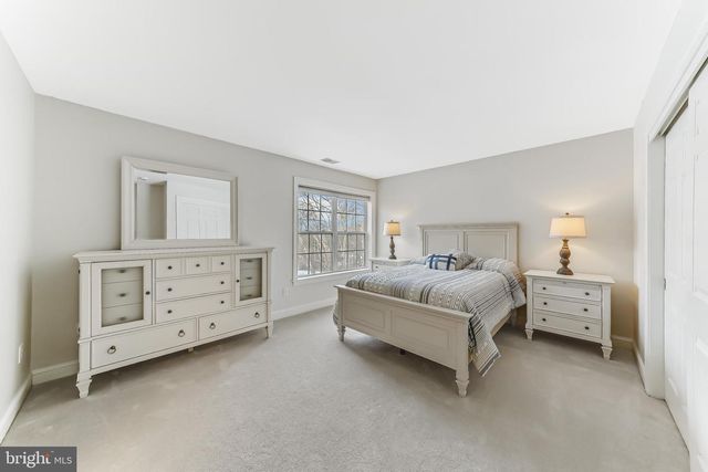 629 S WARREN AVE, Malvern, PA 19355