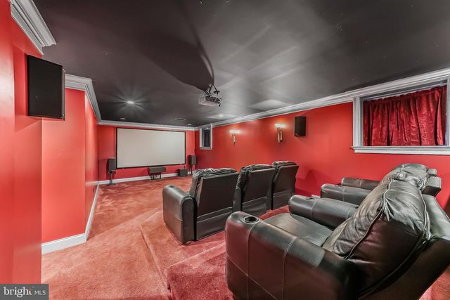 629 S WARREN AVE, Malvern, PA 19355