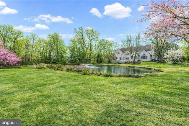 629 S WARREN AVE, Malvern, PA 19355