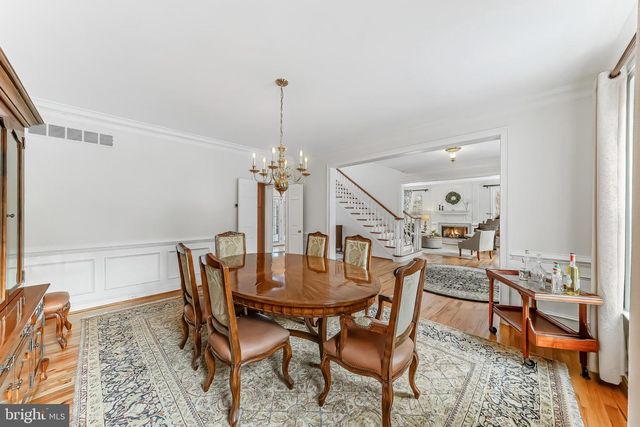 629 S WARREN AVE, Malvern, PA 19355