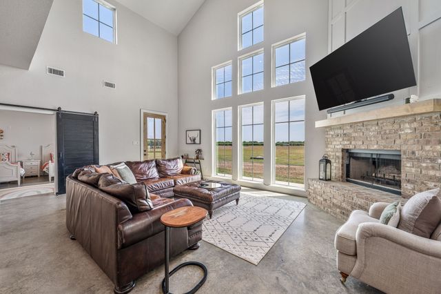 1400 Lacy Drive, Lipan, TX 76462