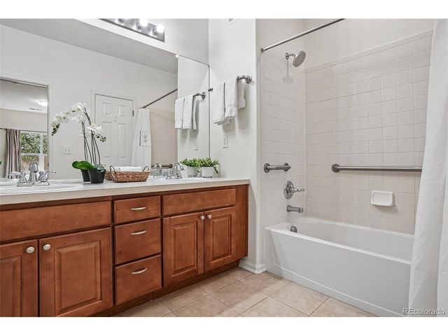 8200 E 8th Ave 7103, Denver, CO 80230