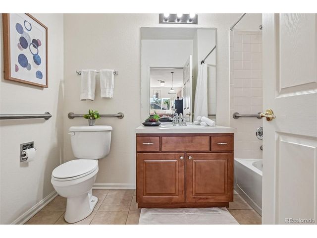 8200 E 8th Ave 7103, Denver, CO 80230
