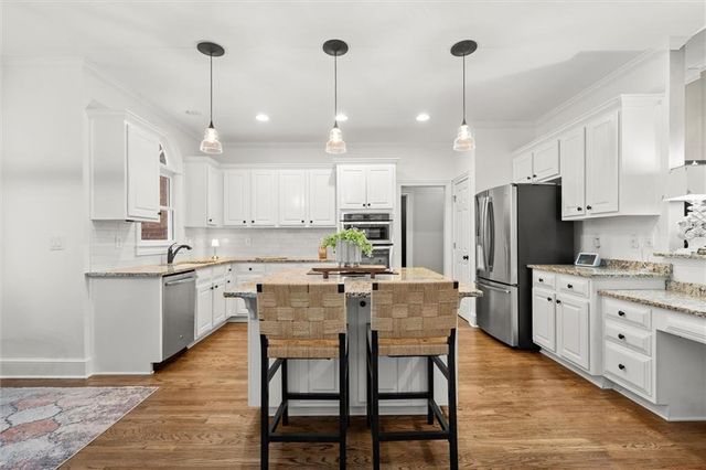 201 Devonshire Court, Canton, GA 30115