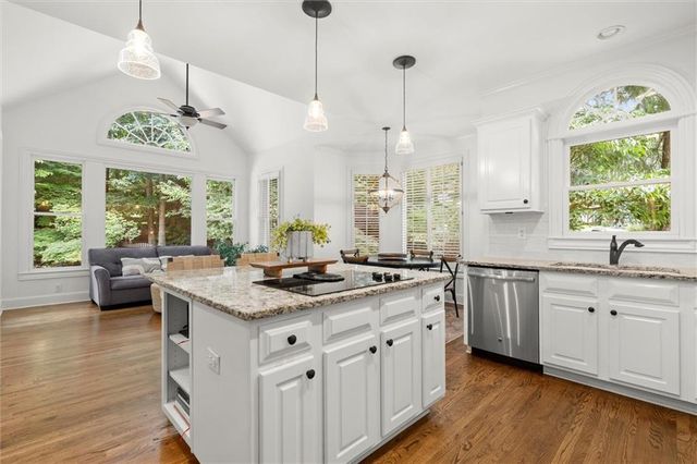 201 Devonshire Court, Canton, GA 30115