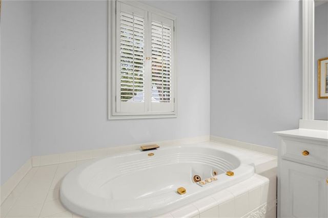 201 Devonshire Court, Canton, GA 30115