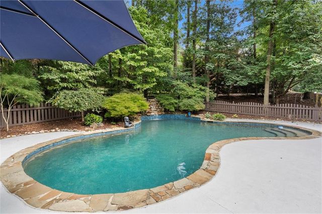 201 Devonshire Court, Canton, GA 30115