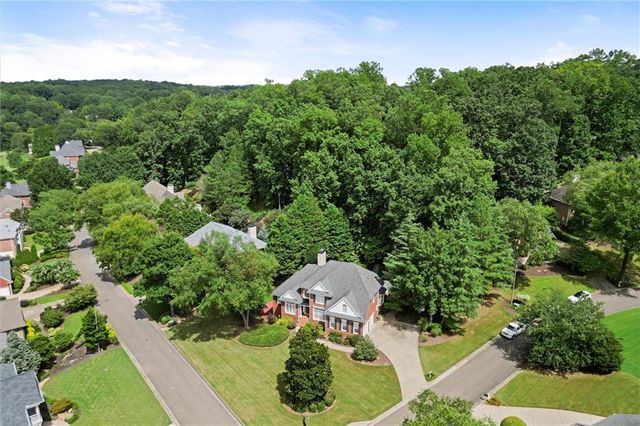 201 Devonshire Court, Canton, GA 30115