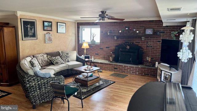 349 RETTOP PL, Warminster, PA 18974