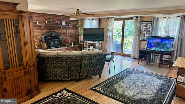 349 RETTOP PL, Warminster, PA 18974