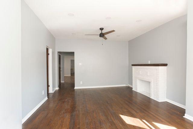 4820 W Roscoe Street 2, Chicago, IL 60641