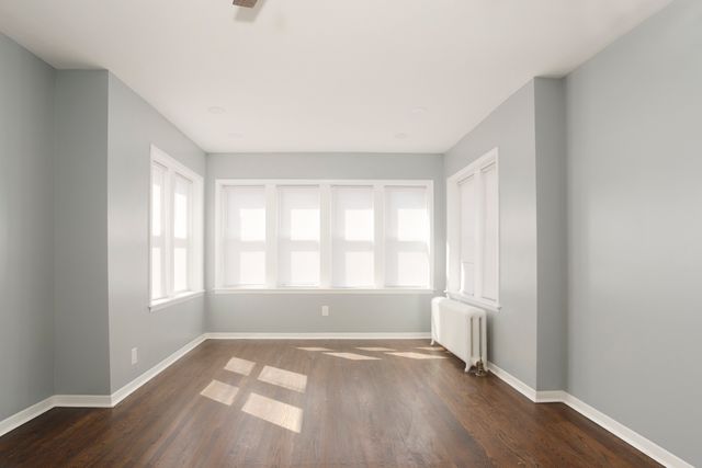 4820 W Roscoe Street 2, Chicago, IL 60641