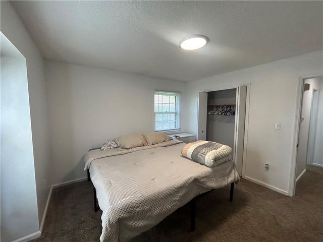 5900 Westridge Road, Raytown, MO 64133