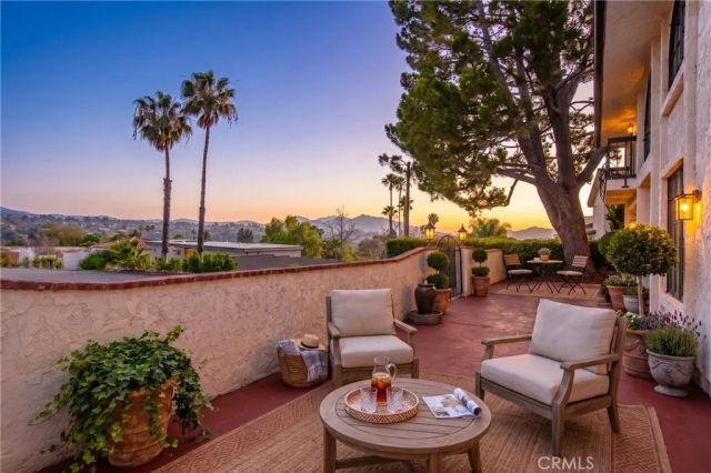 2044 Calle Yucca, Thousand Oaks, CA 91360