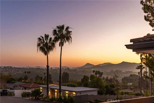 2044 Calle Yucca, Thousand Oaks, CA 91360