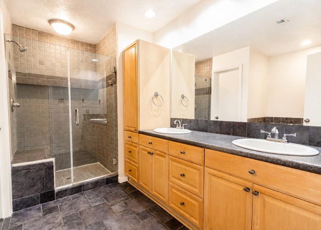 4739 Backenberry Drive, Friendswood, TX 77546