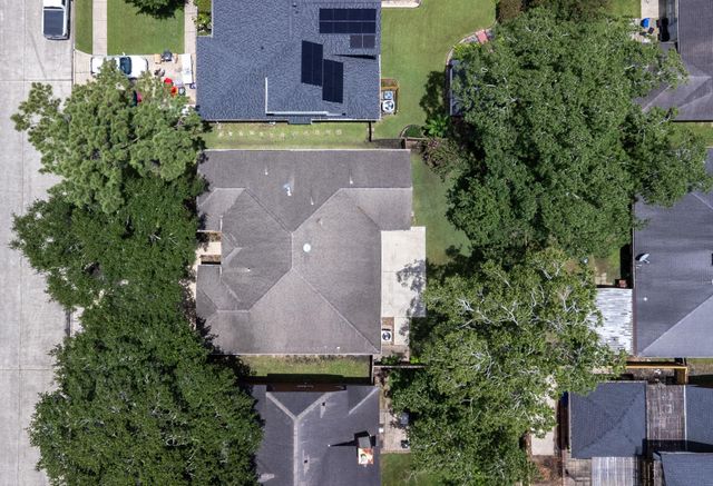 4739 Backenberry Drive, Friendswood, TX 77546