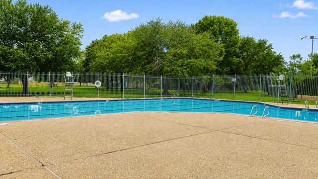4739 Backenberry Drive, Friendswood, TX 77546