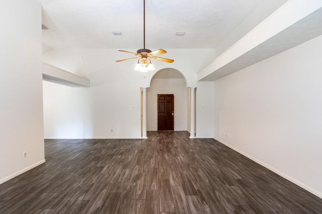 4739 Backenberry Drive, Friendswood, TX 77546