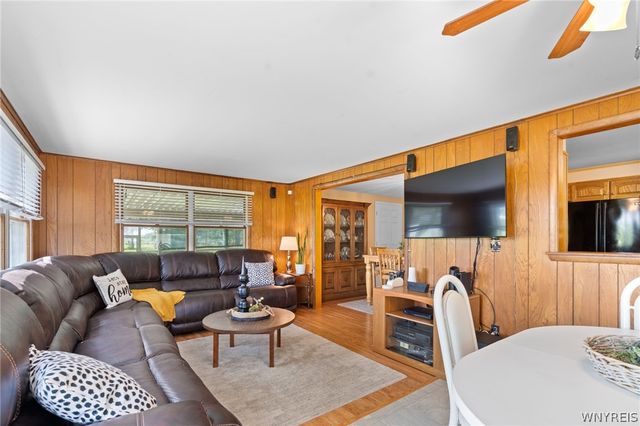 5437 Elm Drive, Lewiston, NY 14092