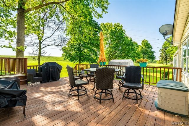 5437 Elm Drive, Lewiston, NY 14092