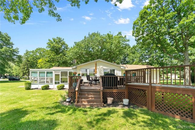 5437 Elm Drive, Lewiston, NY 14092