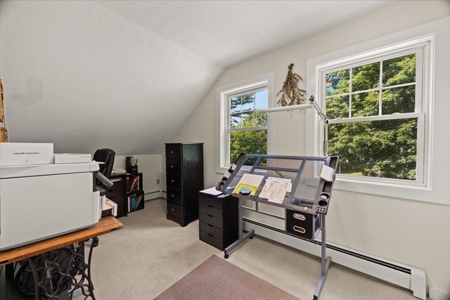 60 Rhode Island Rd, Lakeville, MA 02347