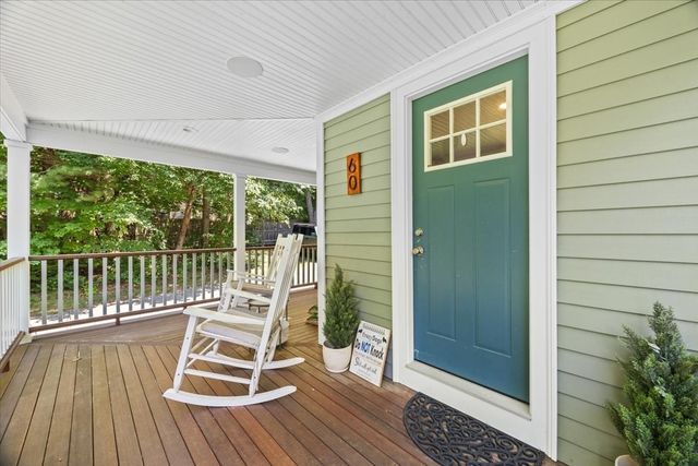 60 Rhode Island Rd, Lakeville, MA 02347
