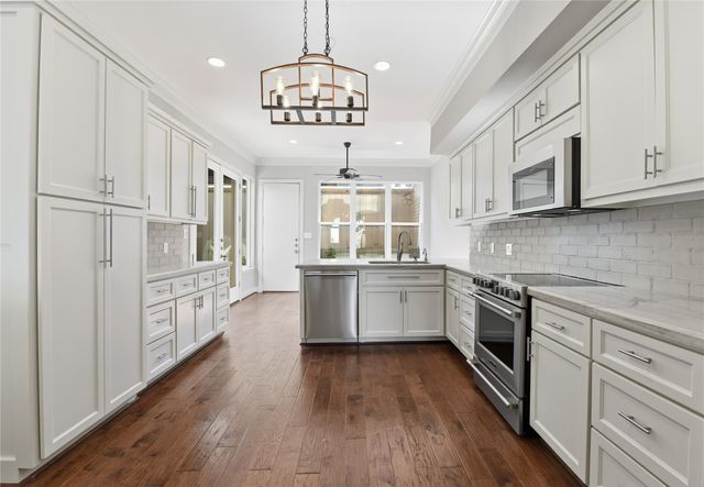 7535 Olympia Drive, Houston, TX 77063