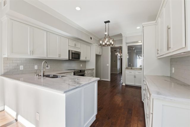 7535 Olympia Drive, Houston, TX 77063