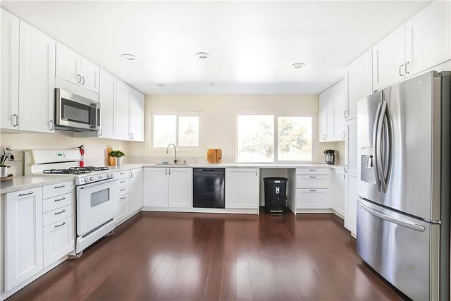 660 S Glassell 36, Orange, CA 92866