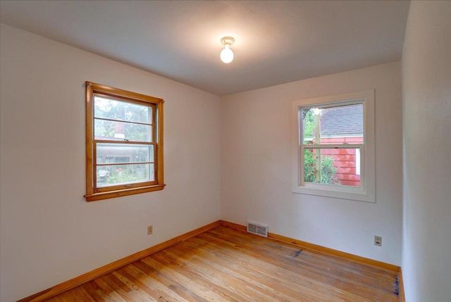 415 Falcon Circle, Monona, WI 53716