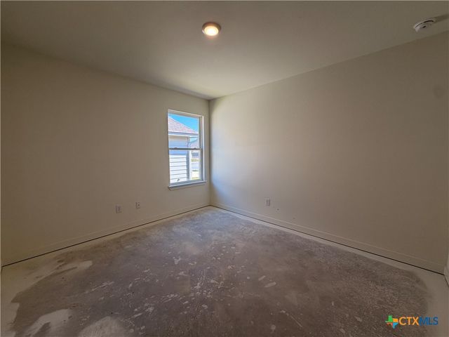 122 University Avenue, Troy, TX 76579