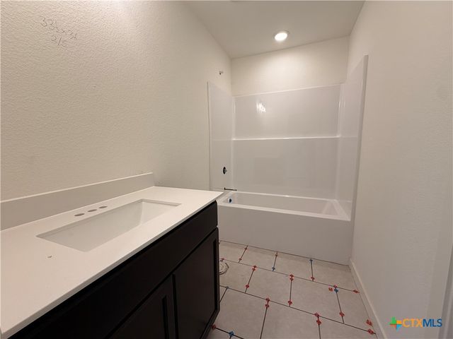 122 University Avenue, Troy, TX 76579