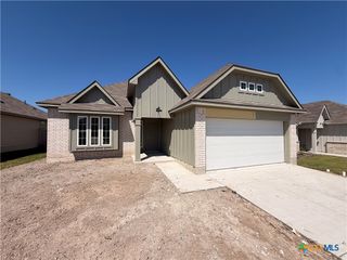 122 University Avenue, Troy, TX 76579