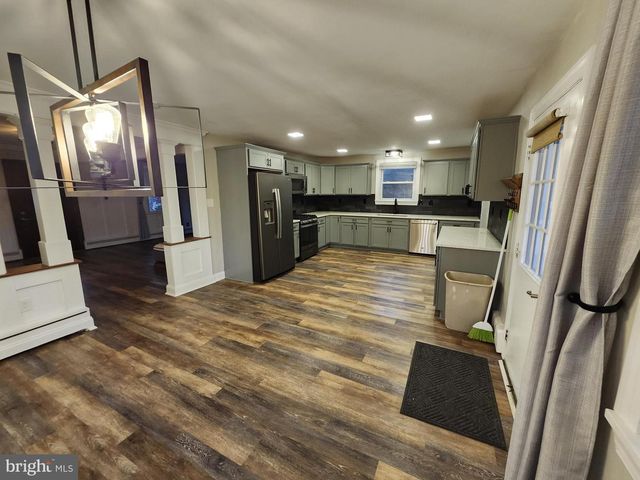 639 JACKSON RD, Atco, NJ 08004