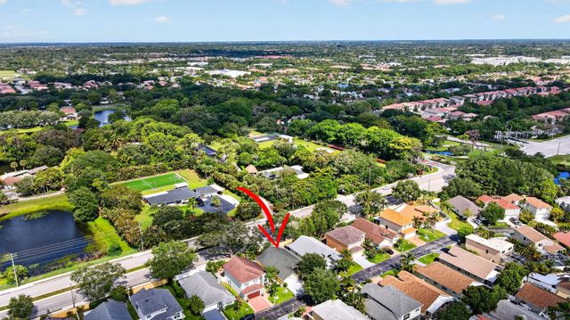 1033 W Fairfax Cir W W, Boynton Beach, FL 33436