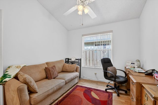 1033 W Fairfax Cir W W, Boynton Beach, FL 33436