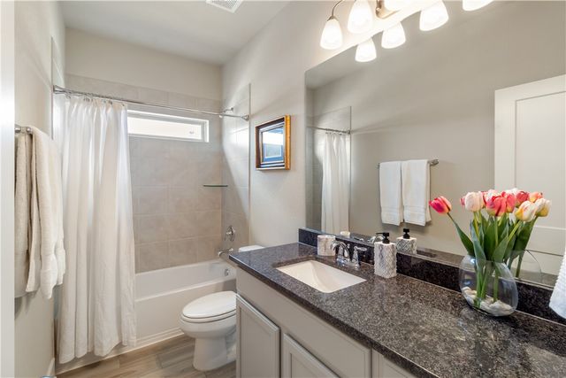 6303 Raleigh Drive, College Station, TX 77845