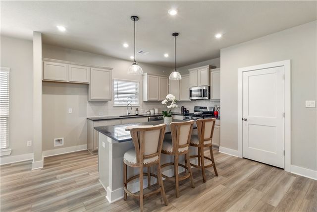 6303 Raleigh Drive, College Station, TX 77845