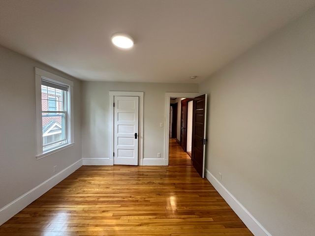 20 Harrington St 2, Watertown, MA 02472