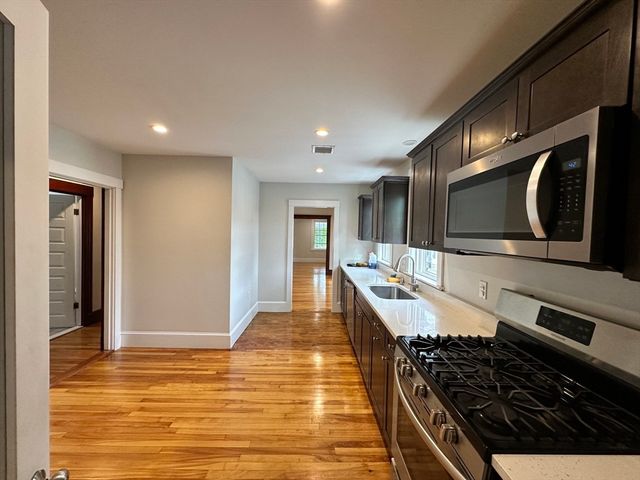 20 Harrington St 2, Watertown, MA 02472