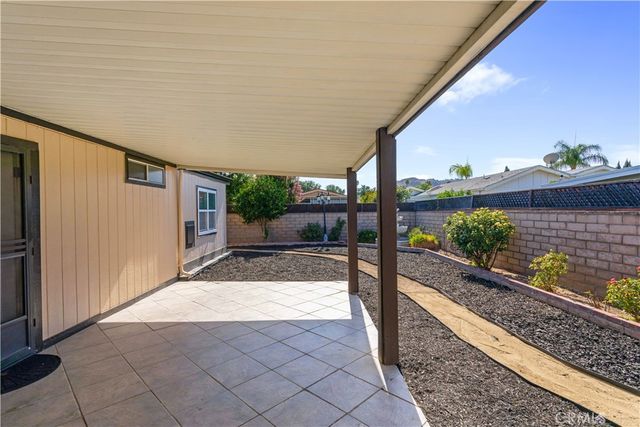 1406 Tobago Drive, Hemet, CA 92543