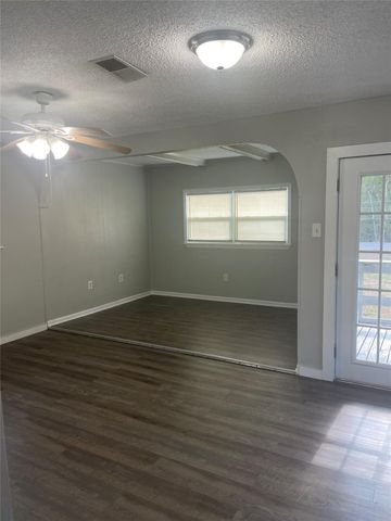 19278 County Road 927a, Alvin, TX 77511