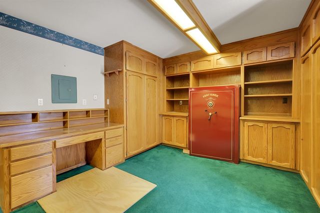 12790 Madrone Forest Dr, Nevada City, CA 95959