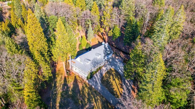 12790 Madrone Forest Dr, Nevada City, CA 95959