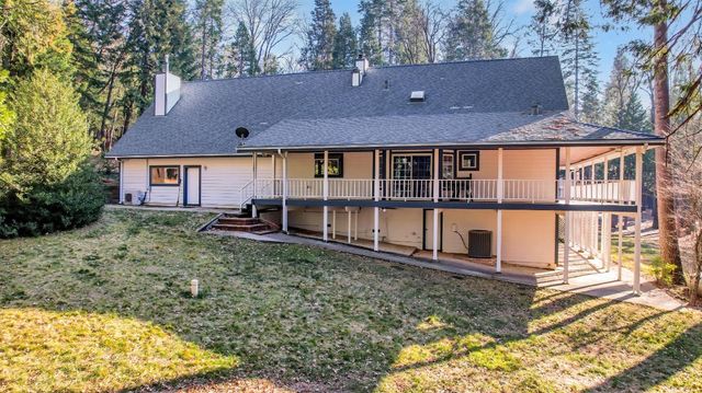 12790 Madrone Forest Dr, Nevada City, CA 95959